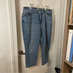 Good American Good Curve Straight Jeans